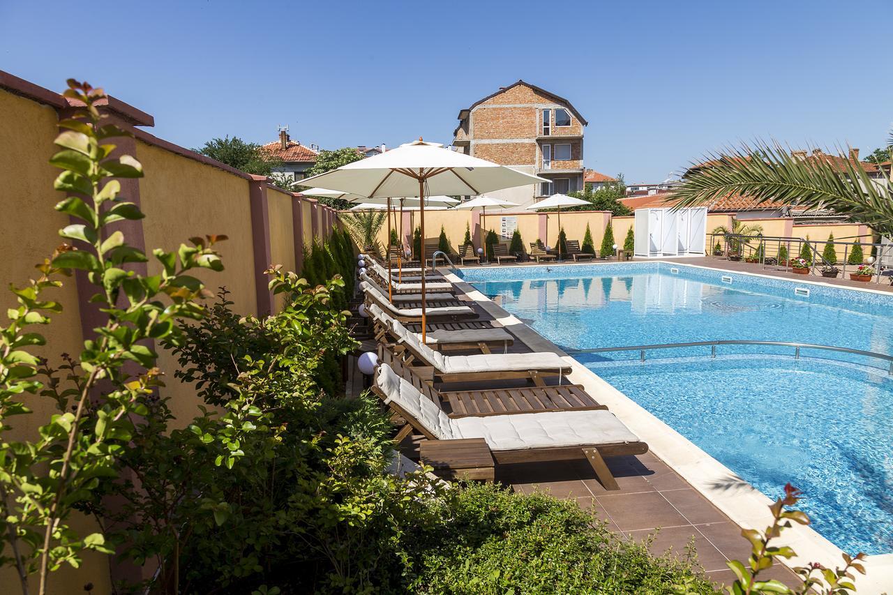 Boutique Wellness Hotel Ambrosia تشيرنوموريتس المظهر الخارجي الصورة