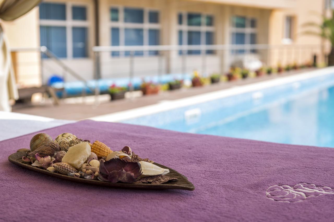 Boutique Wellness Hotel Ambrosia تشيرنوموريتس المظهر الخارجي الصورة