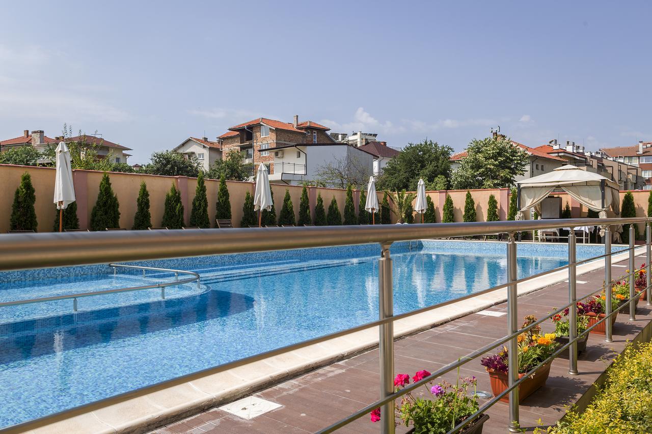 Boutique Wellness Hotel Ambrosia تشيرنوموريتس المظهر الخارجي الصورة