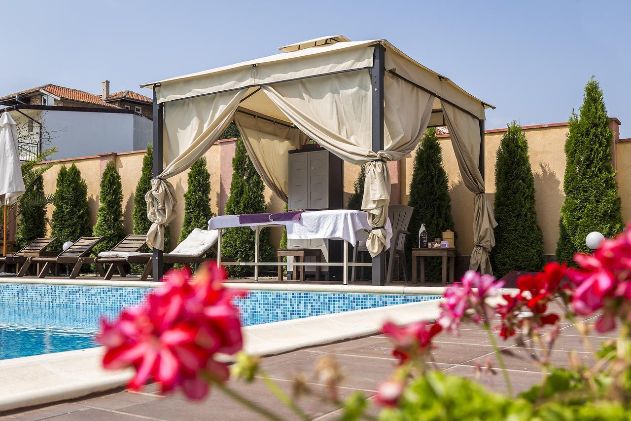 Boutique Wellness Hotel Ambrosia تشيرنوموريتس المظهر الخارجي الصورة